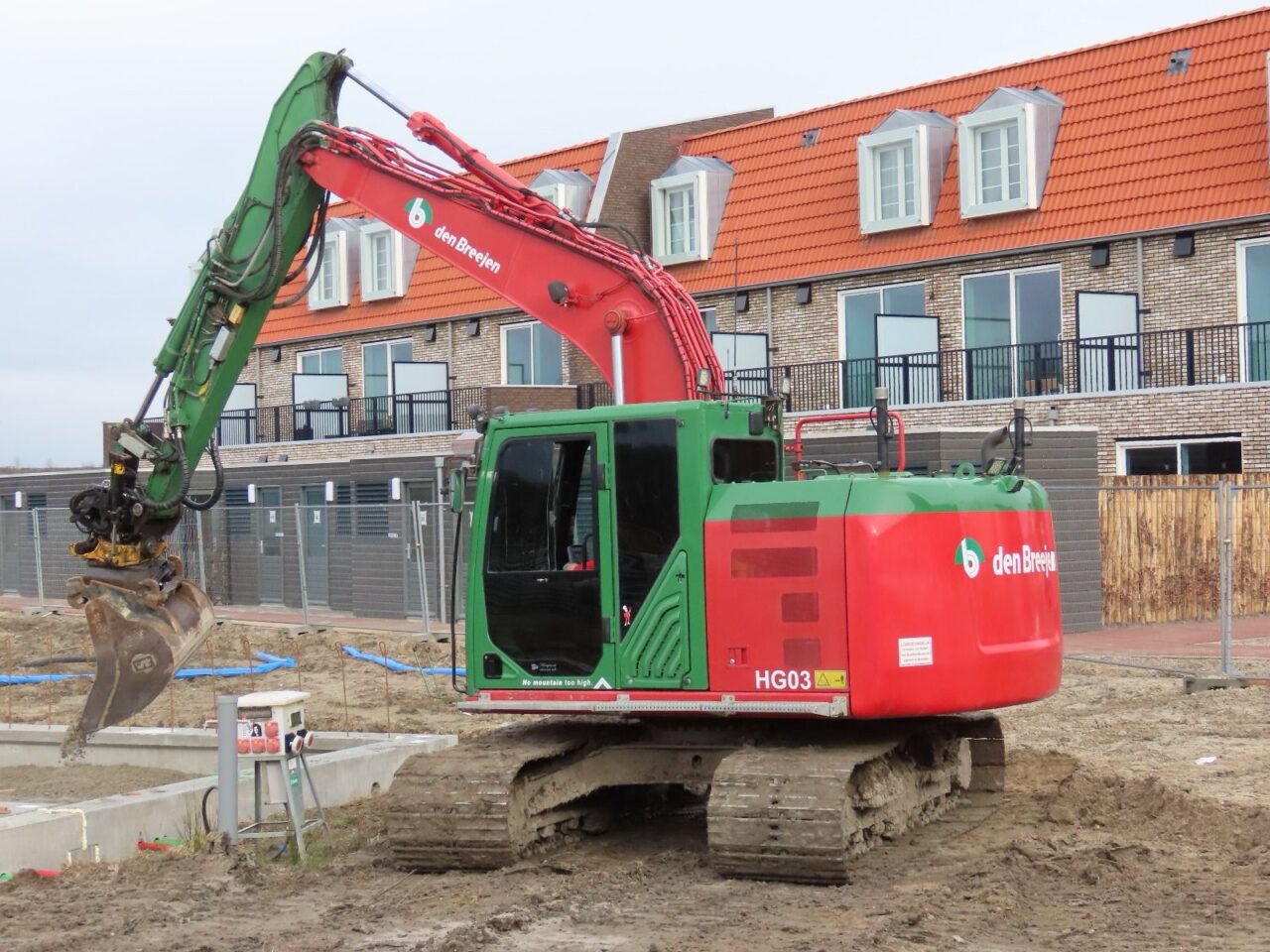 925a920c-202a-4256-a4fd-9c3fbfecec18