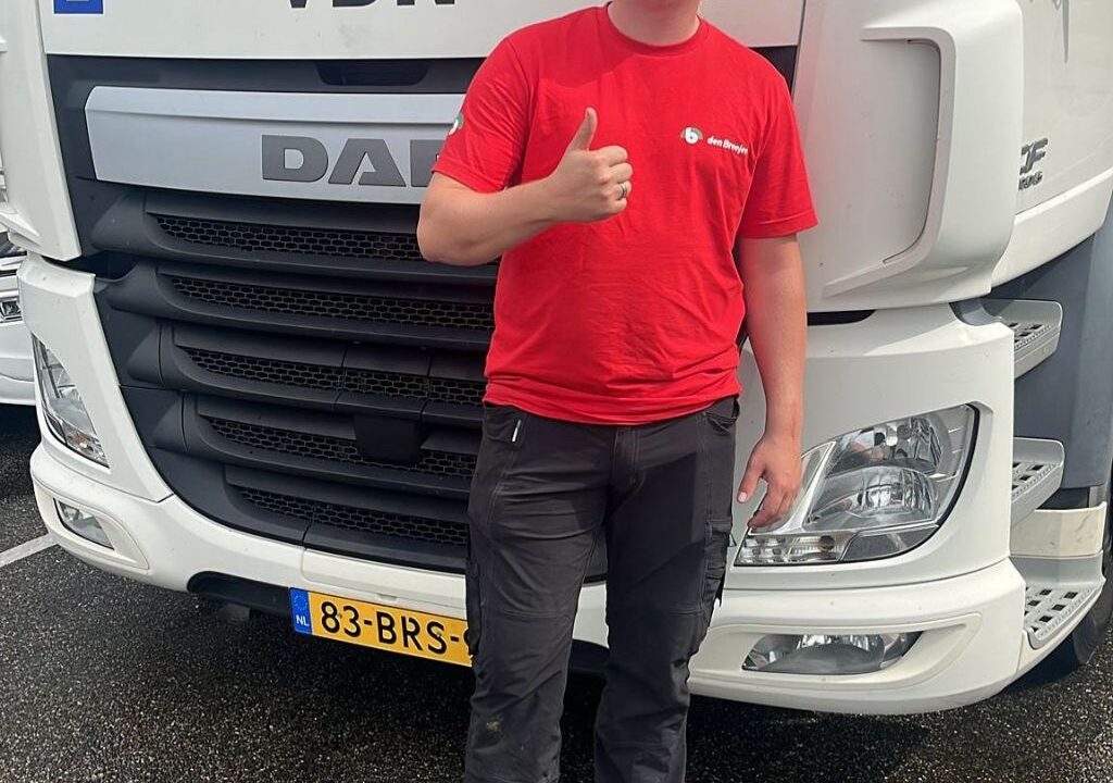 d796d3d5-4d2a-4f1d-bbde-f318a1d8bafb